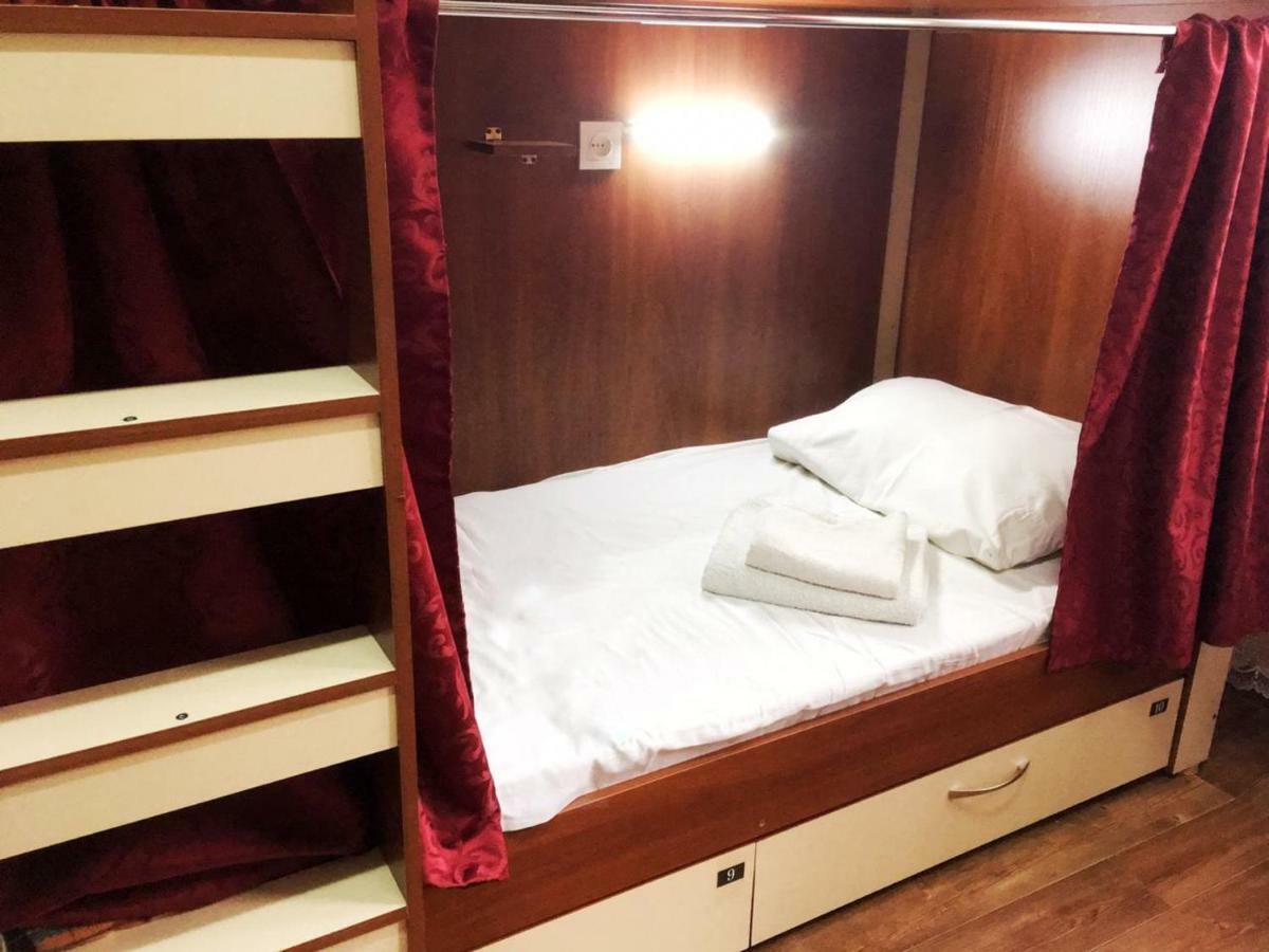 Fm Hostel Almaty Köktöbe Kültér fotó